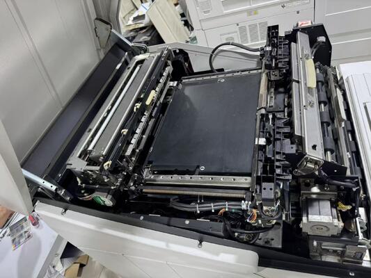 Noritsu QSS-3202 Digital Minilab yang Direkondisi Penuh, Mesin Cetak Foto Laser untuk Bisnis Laboratorium Foto pemasok