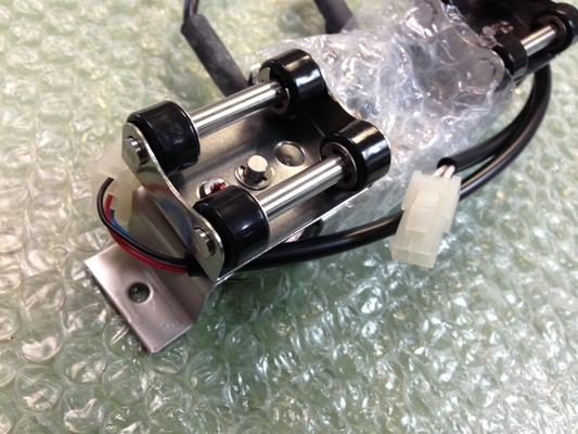 810G03712 Fuji OEM Bagian Minilab Baru Solenoid pemasok