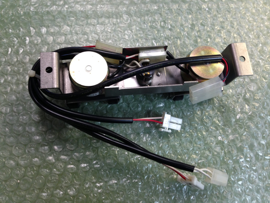 810G03623 Fuji Unit Press Roller Assembly Minilab Part pemasok