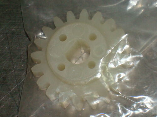 FUJI FRONTIER (2) 327G02017B Spur Gear Minilab 350/355/370/375/550/570 Minilab Spare Part pemasok