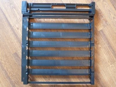 G003280-01 pelat rak Noritsu Minilab Spare Part pemasok